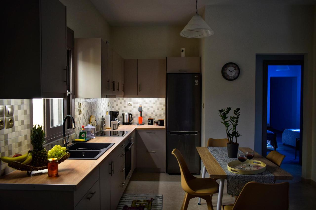 Dolphins House Apartment Lixouri Ngoại thất bức ảnh